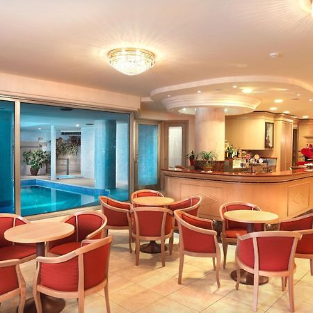Hotel Mondial 벨레지아아지마리나 외부 사진