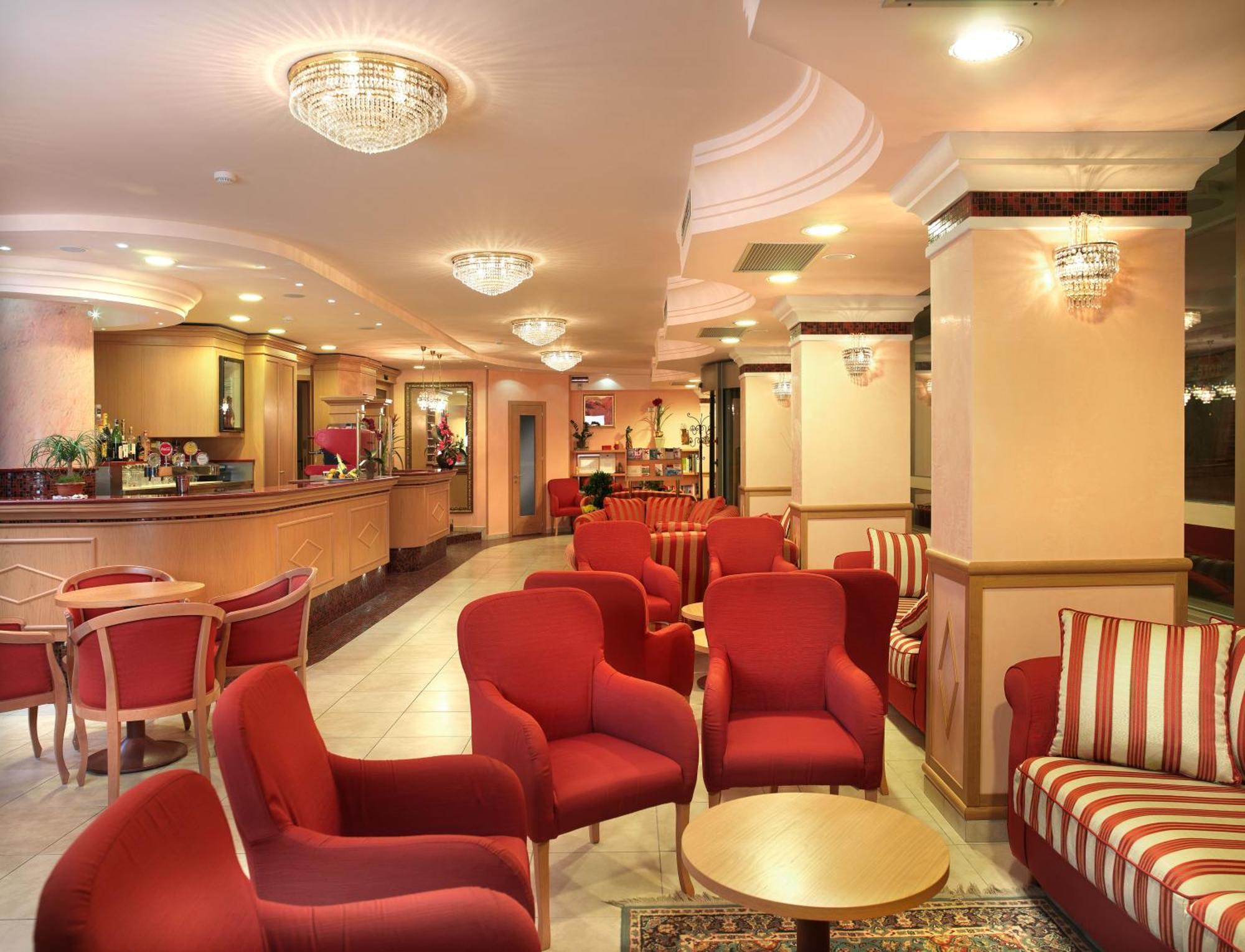 Hotel Mondial 벨레지아아지마리나 외부 사진