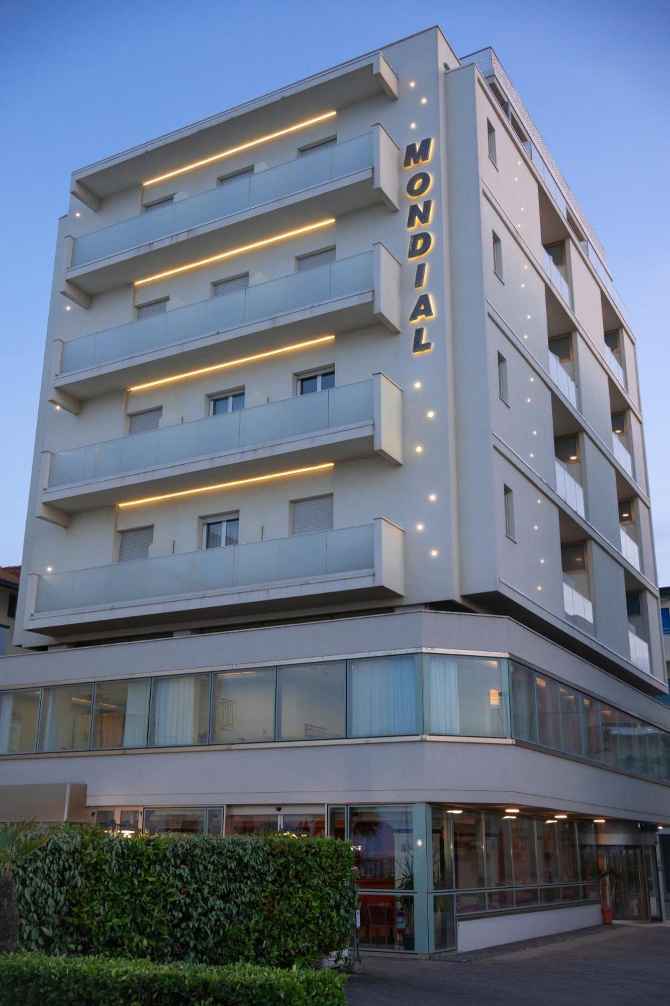 Hotel Mondial 벨레지아아지마리나 외부 사진